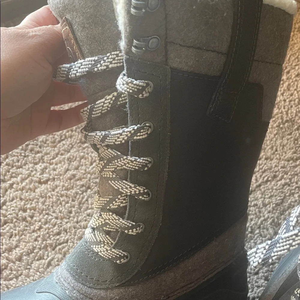The North Face Black and Gray Winter Boots